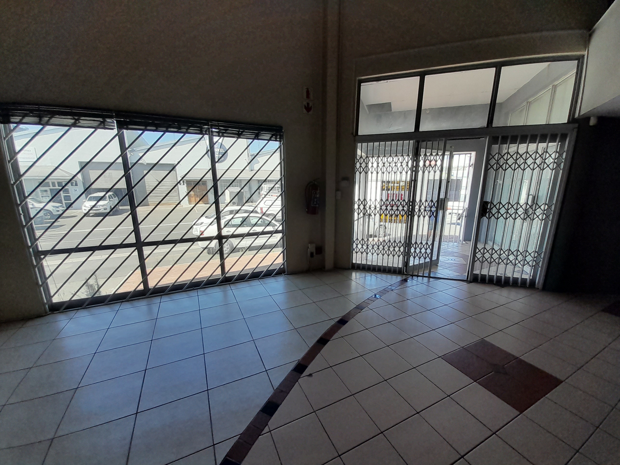 To Let commercial Property for Rent in Gants Plaza Western Cape